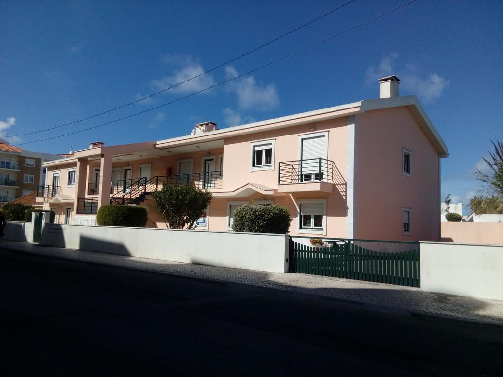 Apartamento Porto De Areia Peniche Exteriör bild